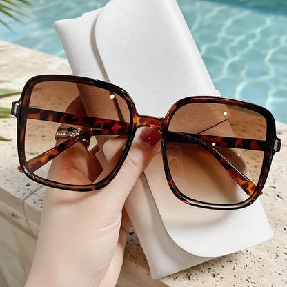 Women, Trendy Retro Sun Glasses